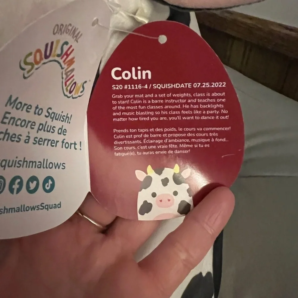 Squishmallows 20” XL Colin the cow w heart nose - Picture 5 of 5